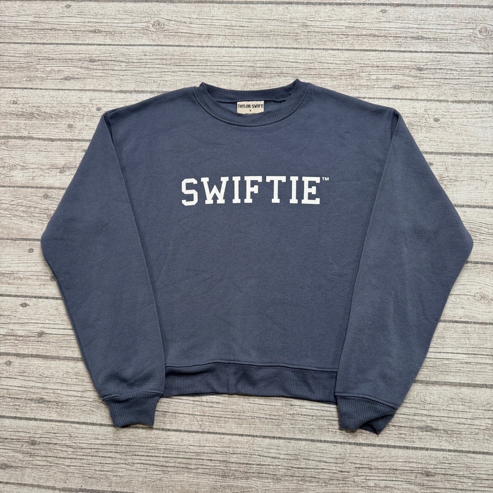 Taylor Swift Sweatshirt Womens Small Gray Fleece SWIFTIE Official Merch Pullover